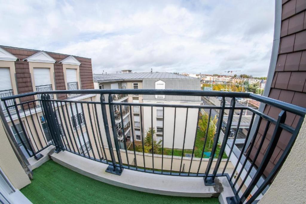 Paris & Disneyland - 2Min From Train Station - Free Private Parking Villiers-sur-Marne Exteriör bild